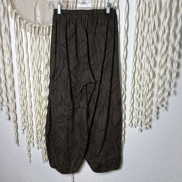 bryn Walker Brown and Black Floral Outline Print Cotton Oliver Pant Size Small - Picture 2 of 11